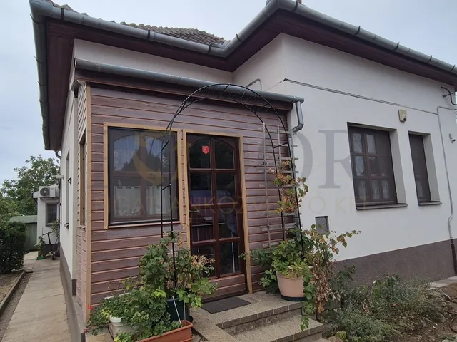Eladó ház Budapest XVIII. kerület, Bókaytelep 107 nm