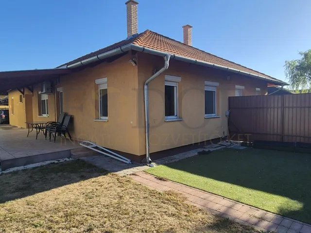 Eladó ház Gyál 93 nm