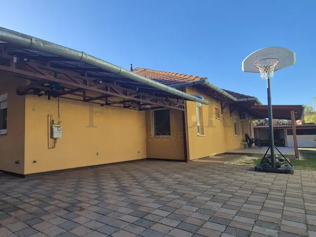 Eladó ház Gyál 93 nm