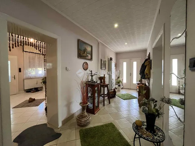 Eladó ház Kiskőrös 110 nm