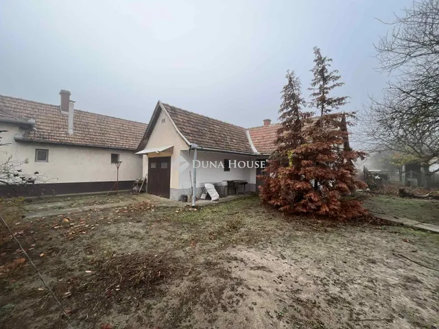 Eladó ház Akasztó 80 nm