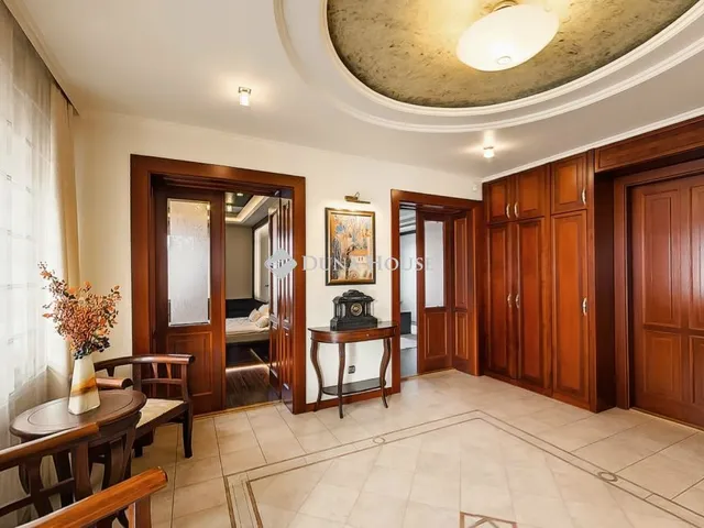 Eladó ház Kiskőrös 214 nm