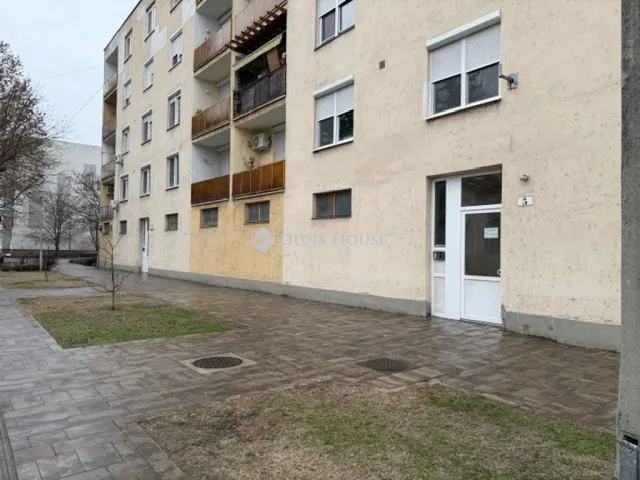 Eladó lakás Kiskőrös 58 nm