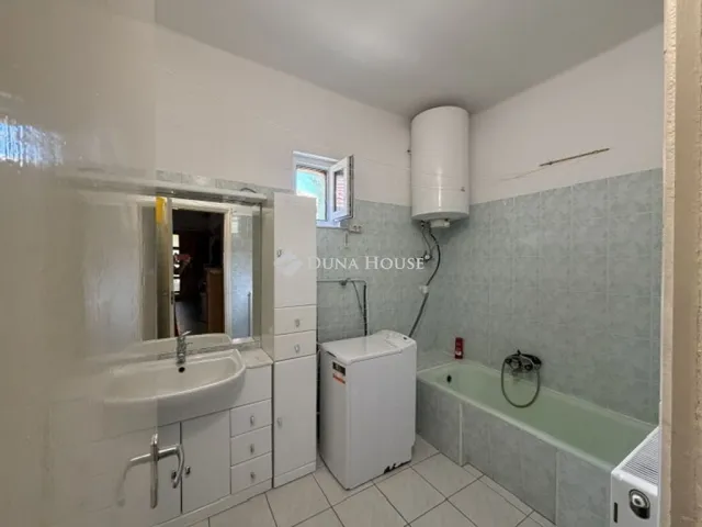 Eladó ház Vecsés 130 nm