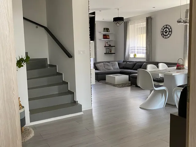 Eladó ház Győrzámoly 160 nm