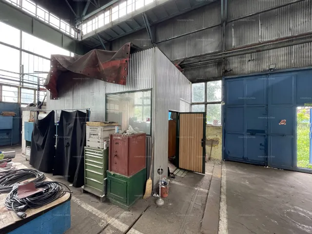 Eladó kereskedelmi és ipari ingatlan Miskolc 1275 nm