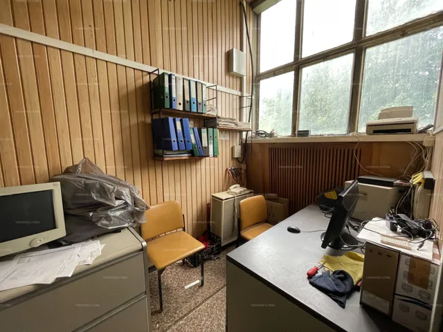 Eladó kereskedelmi és ipari ingatlan Miskolc 1275 nm