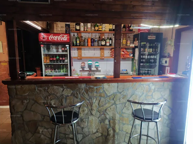 Eladó kereskedelmi és ipari ingatlan Bükkszentkereszt 180 nm