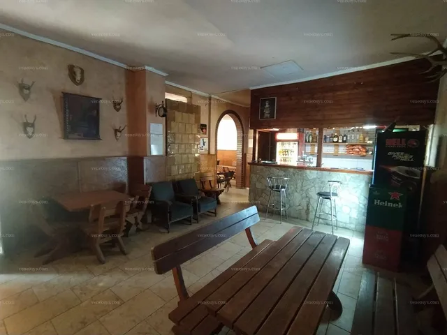 Eladó kereskedelmi és ipari ingatlan Bükkszentkereszt 180 nm