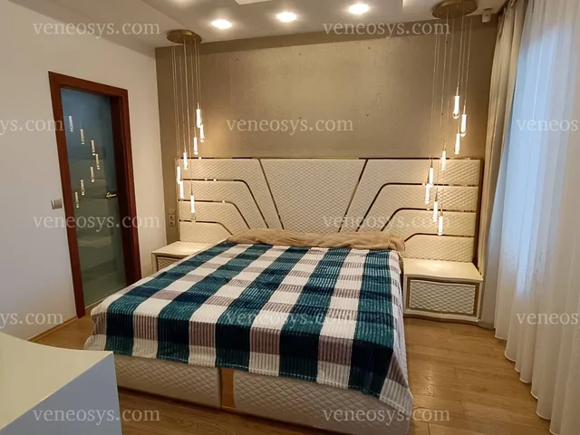 Eladó ház Arnót 272 nm