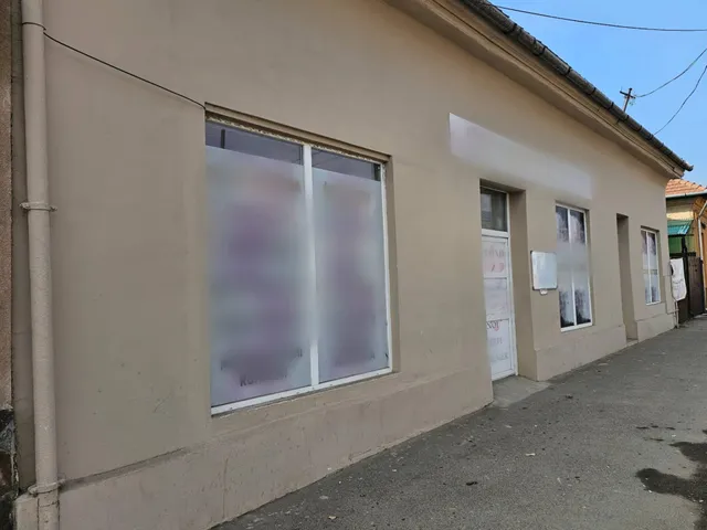 Eladó kereskedelmi és ipari ingatlan Sajószentpéter 124 nm