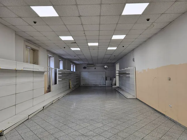 Eladó kereskedelmi és ipari ingatlan Eger 333 nm