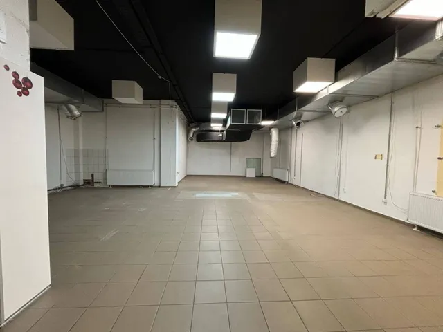Kiadó kereskedelmi és ipari ingatlan Miskolc 160 nm