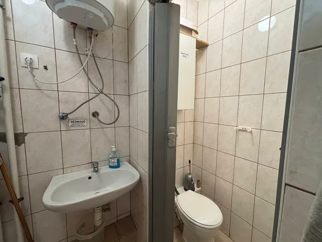 Kiadó kereskedelmi és ipari ingatlan Miskolc 20 nm