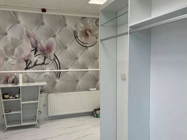 Eladó kereskedelmi és ipari ingatlan Miskolc 25 nm