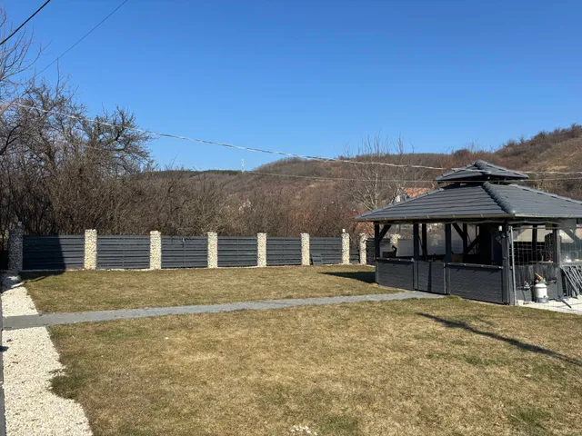 Eladó ház Noszvaj 170 nm