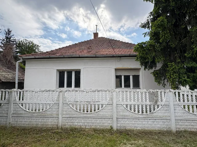 Eladó ház Gesztely 90 nm