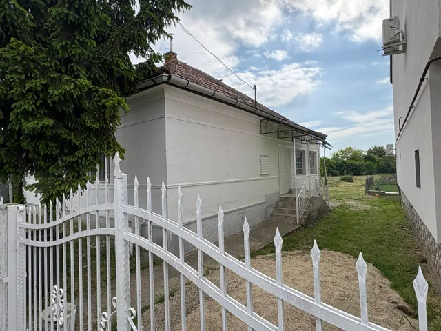 Eladó ház Gesztely 90 nm
