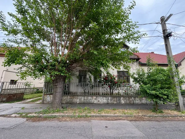 Eladó ház Miskolc 180 nm