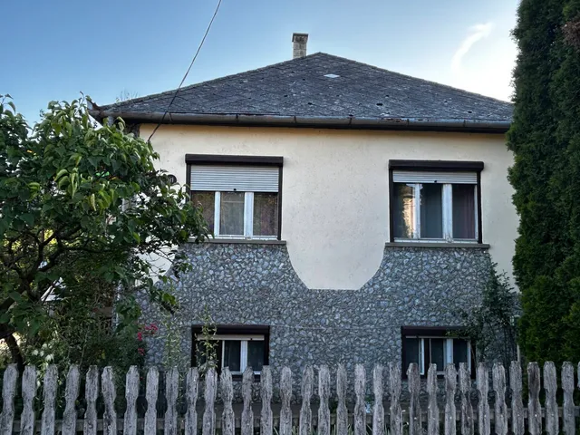 Eladó ház Szalaszend 147 nm
