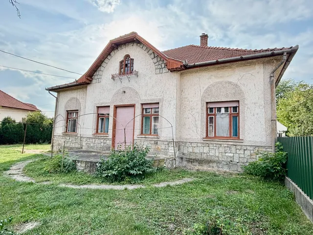 Eladó ház Sajószentpéter 150 nm