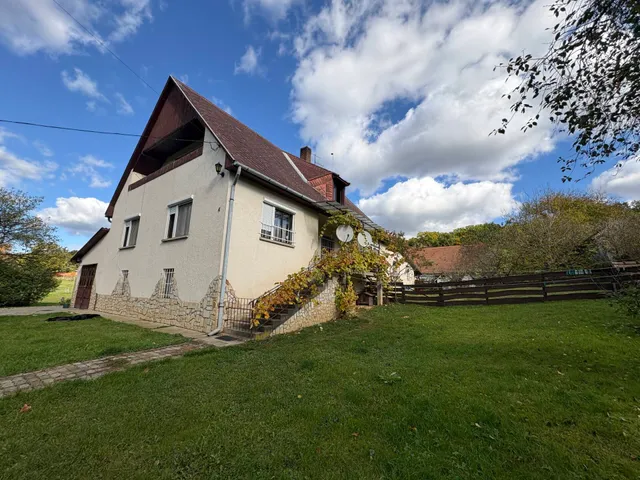 Eladó ház Fulókércs 208 nm