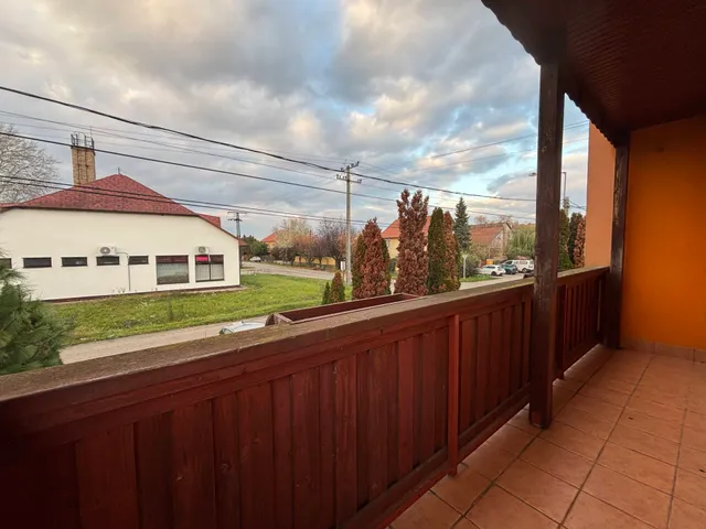 Eladó ház Felsőzsolca 300 nm