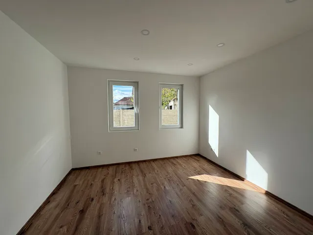 Eladó ház Sajószentpéter 169 nm