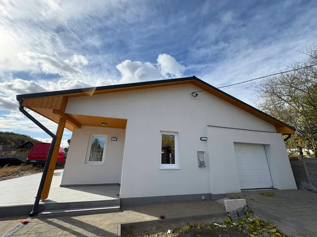 Eladó ház Sajószentpéter 169 nm