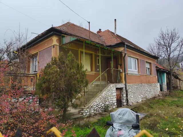 Eladó ház Kisgyőr 58 nm