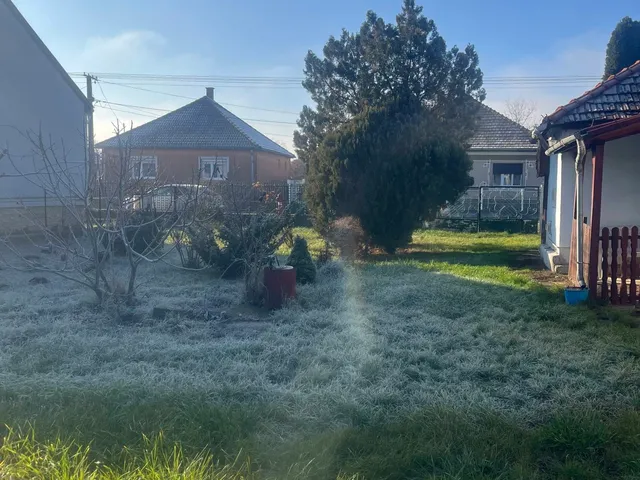 Eladó ház Tiszalúc 58 nm