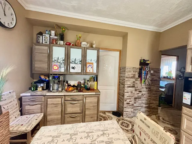 Eladó lakás Edelény 72 nm