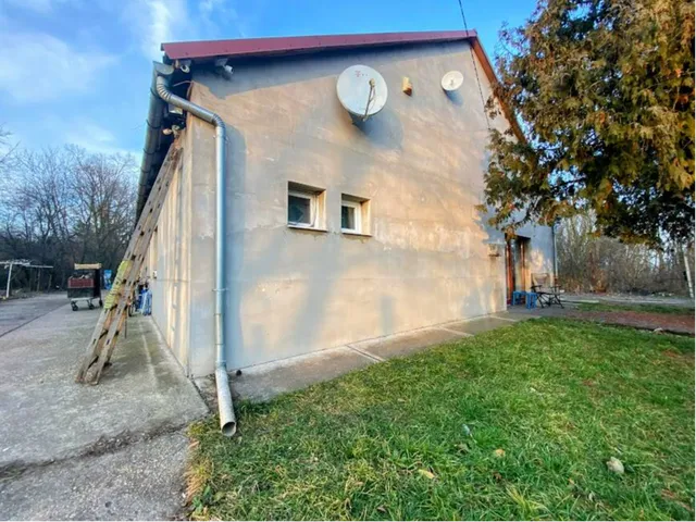 Eladó mezőgazdasági ingatlan Emőd 300 nm