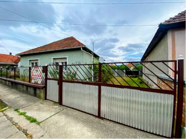 Eladó ház Szendrő 78 nm