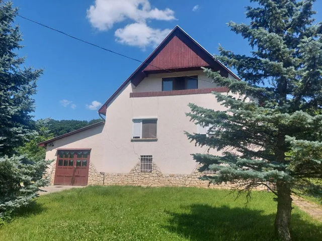 Eladó mezőgazdasági ingatlan Fulókércs 208 nm