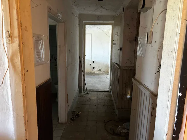 Eladó kereskedelmi és ipari ingatlan Méra 124 nm