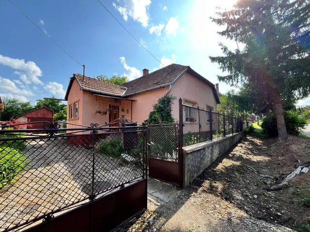 Eladó ház Szendrő 80 nm