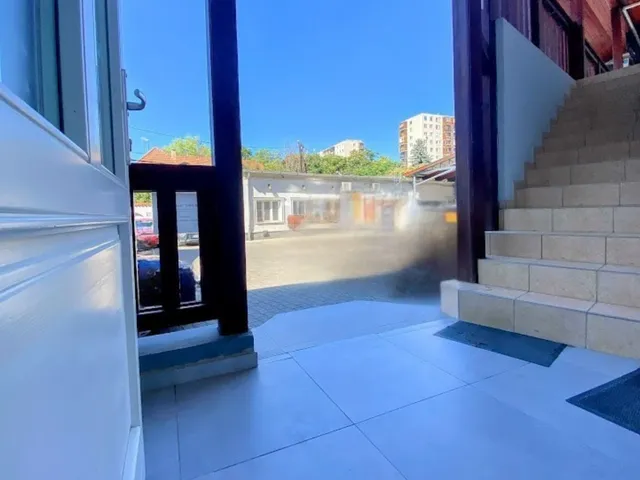 Kiadó kereskedelmi és ipari ingatlan Miskolc 24 nm