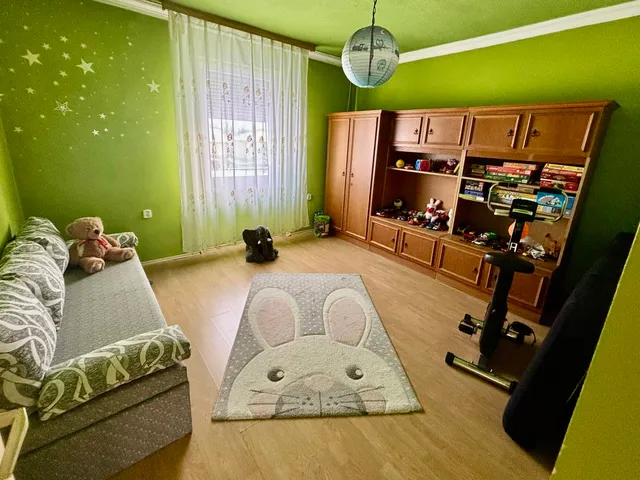 Eladó ház Edelény 220 nm