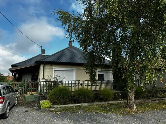 Eladó ház Tállya 90 nm