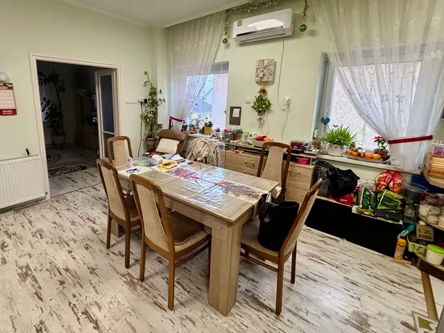 Eladó ház Sajószentpéter 170 nm