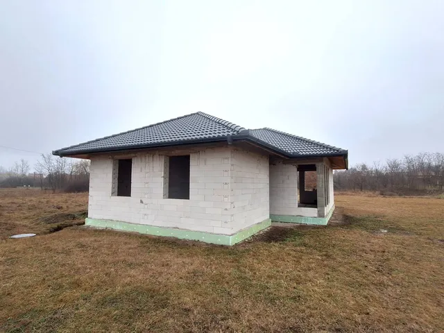 Eladó ház Hejőkeresztúr 97 nm