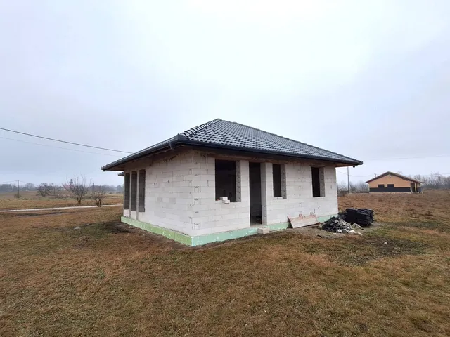 Eladó ház Hejőkeresztúr 97 nm