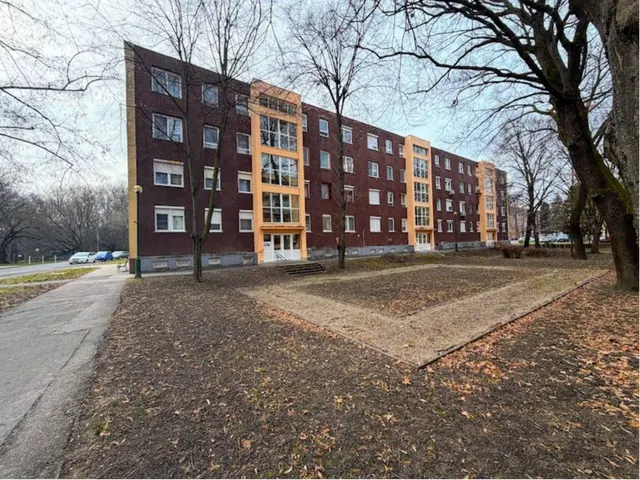 Kiadó lakás Tiszaújváros 54 nm