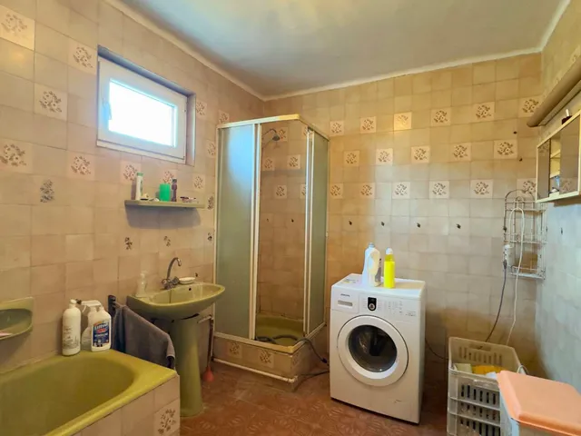 Eladó ház Forró 160 nm