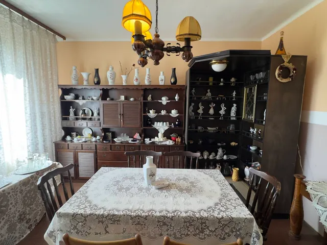 Eladó ház Forró 160 nm