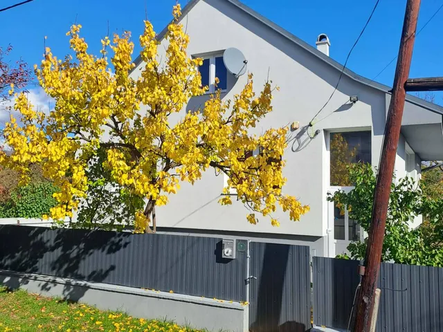 Eladó ház Füzérkomlós 77 nm