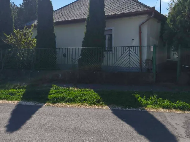 Eladó ház Mezőcsát 85 nm