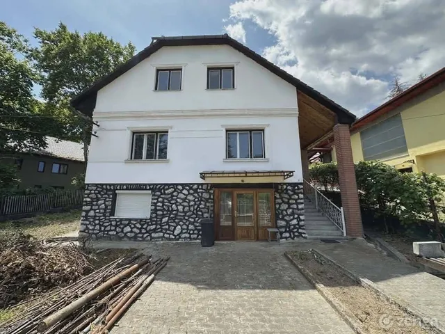 Eladó ház Miskolc 300 nm