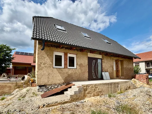 Eladó ház Edelény 140 nm